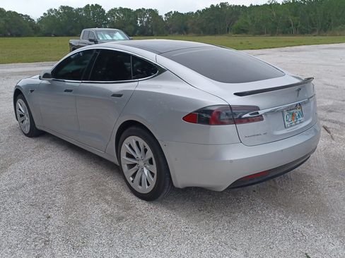 Used 2019 Tesla Model S P100D image 4