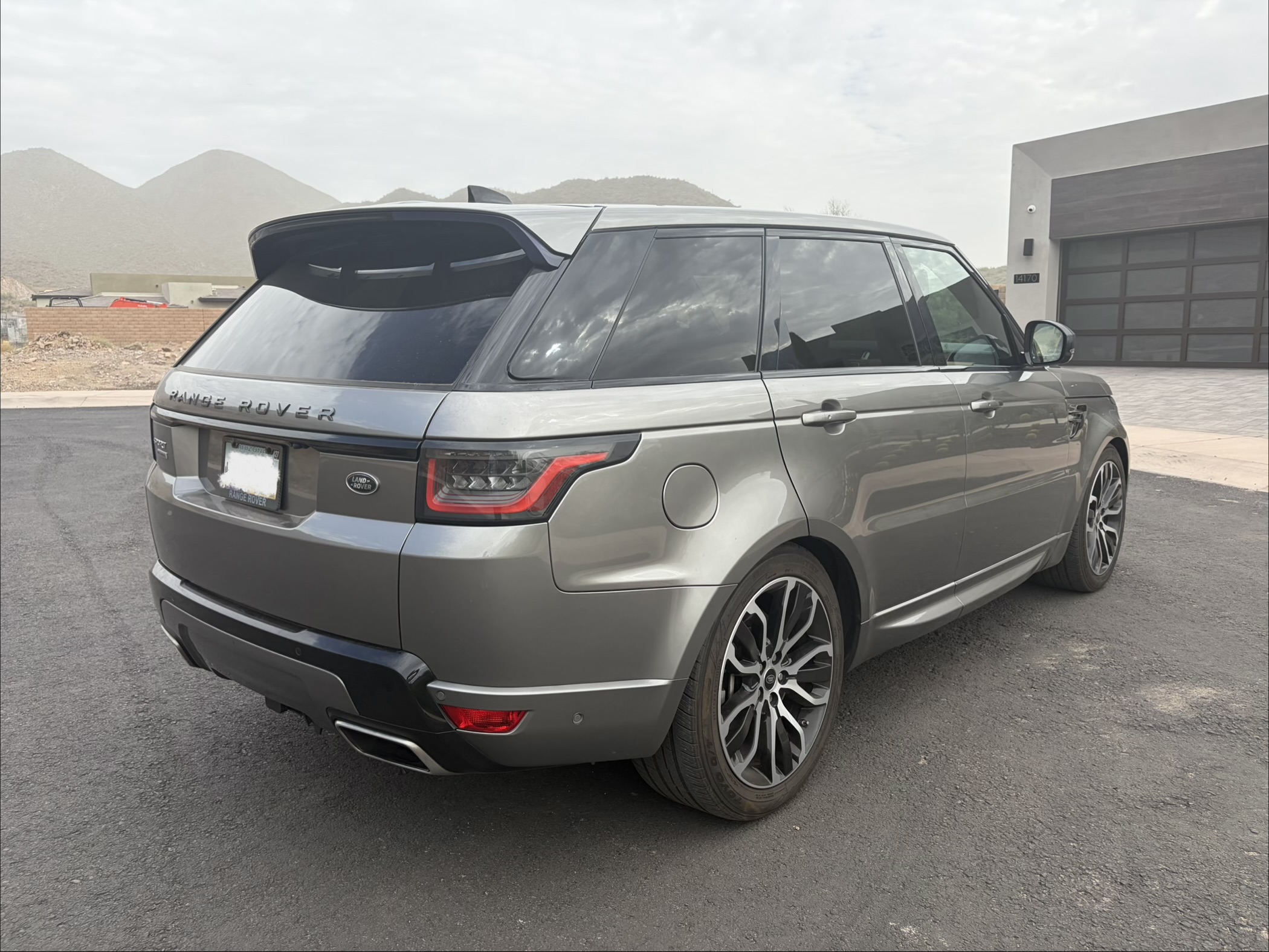 Used 2019 Land Rover Range Rover Sport Supercharged AWD/4WD image 6