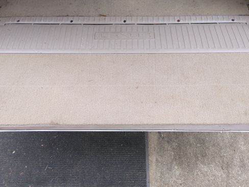 Used 2001 Lexus LX 470 4WD image 28