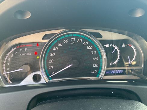 Used 2013 Toyota Venza Limited w/ Tow Prep Pkg image 20