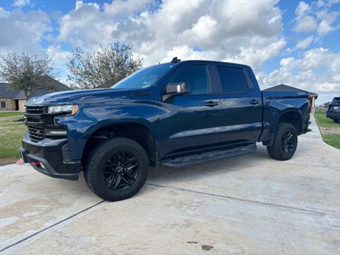 Used 2020 Chevrolet Silverado 1500 LT Trail Boss image 1