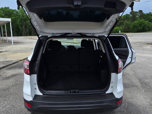 Used 2018 Ford Escape S image 12