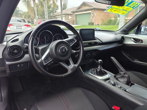 Used 2016 MAZDA MX-5 Miata Club w/ Brembo/BBS Package image 6