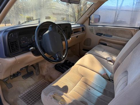Used 1997 Dodge Ram 2500 Truck 4x4 Regular Cab image 11