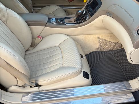 Used 2007 Mercedes-Benz SL 55 AMG image 8