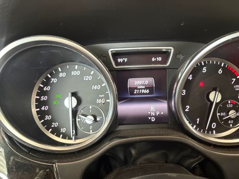 Used 2014 Mercedes-Benz ML 350 2WD image 5