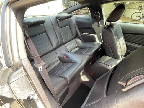 Used 2011 Ford Mustang GT Premium w/ Comfort Pkg image 14