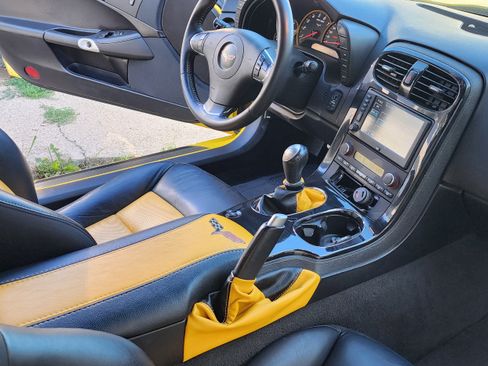 Used 2008 Chevrolet Corvette Coupe w/ Preferred Equipment Group image 18