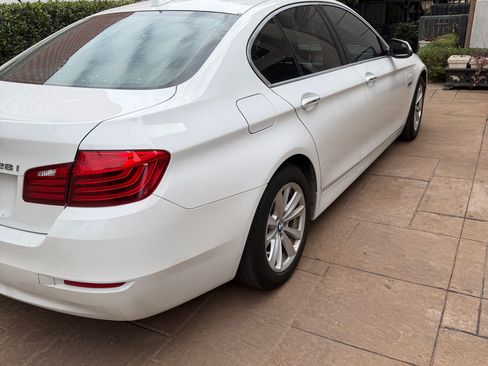 Used 2015 BMW 528i Sedan image 9