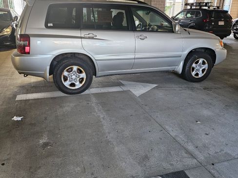 Used 2007 Toyota Highlander 4WD image 4