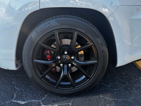 Used 2018 Jeep Grand Cherokee Trackhawk image 23