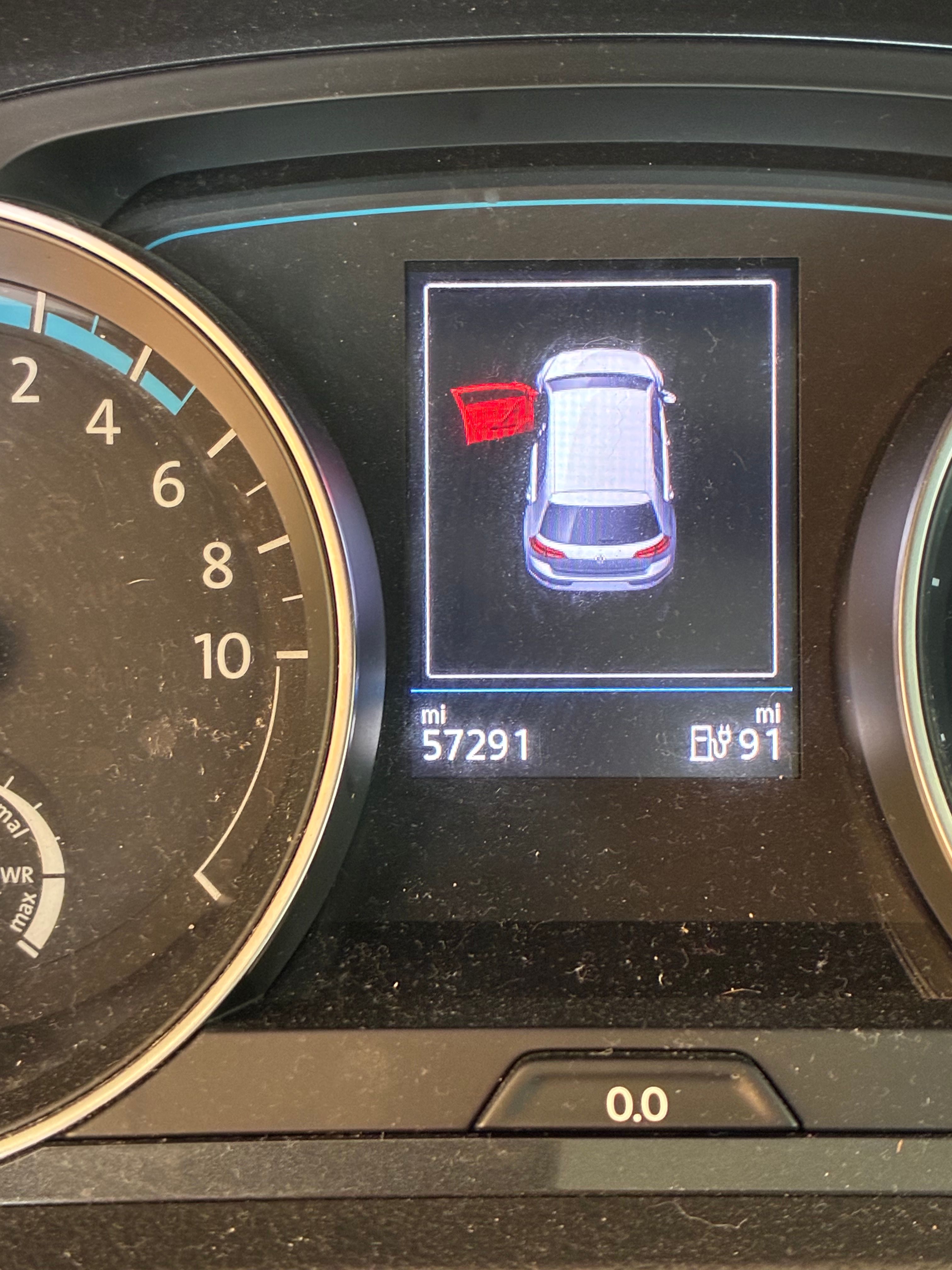 Used 2019 Volkswagen e-Golf SE FWD image 8