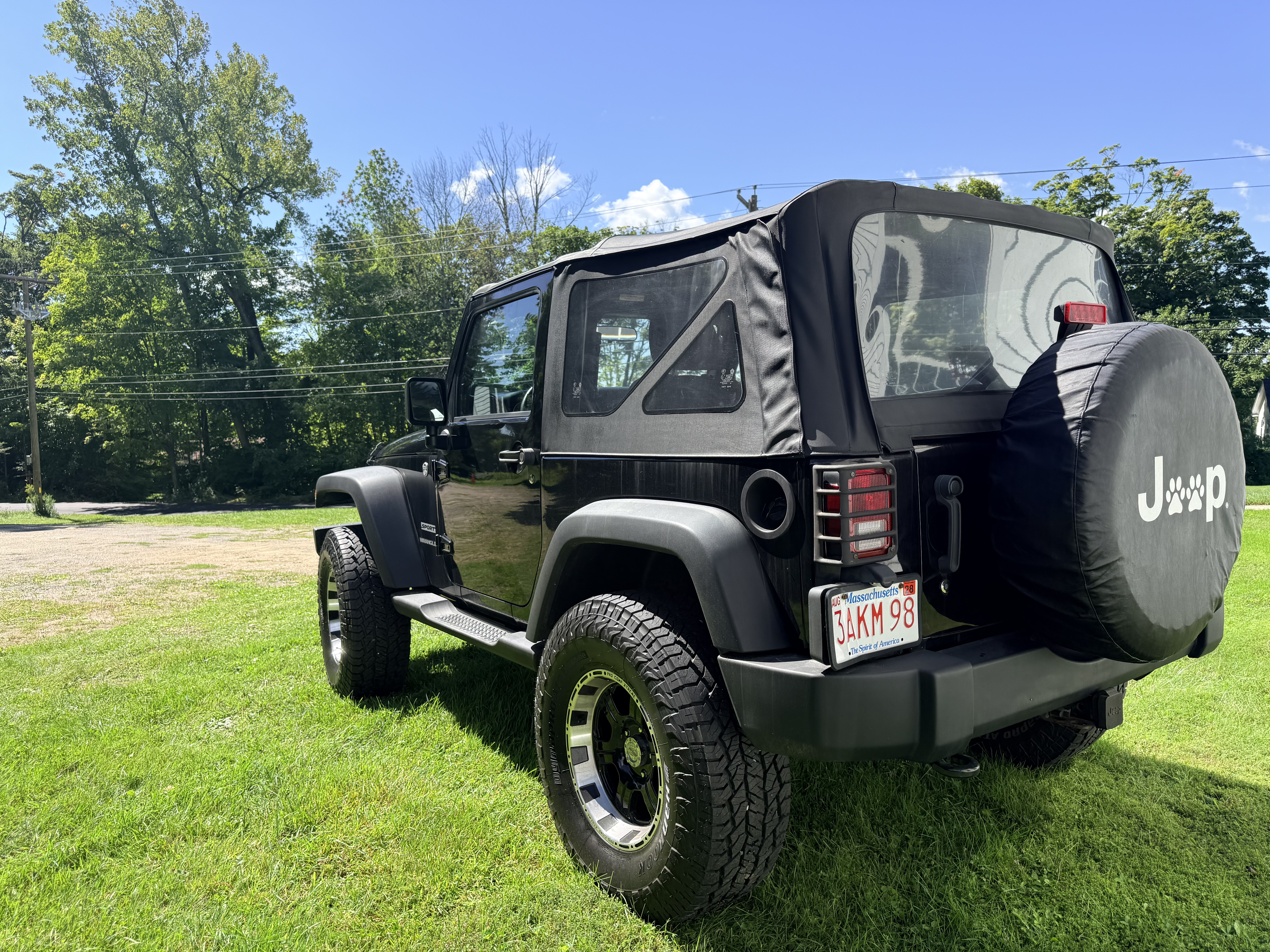 Used 2011 Jeep Wrangler Sport AWD/4WD image 6