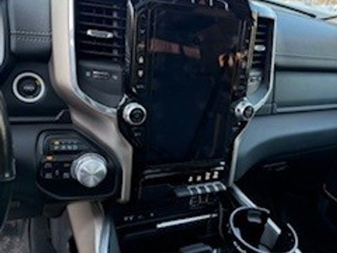 Used 2019 RAM 1500 Laramie image 10