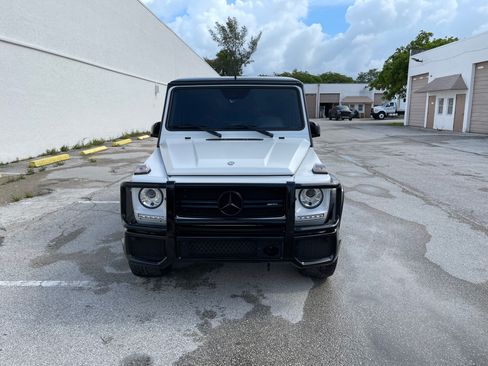 Used 2015 Mercedes-Benz G 63 AMG 4MATIC image 11