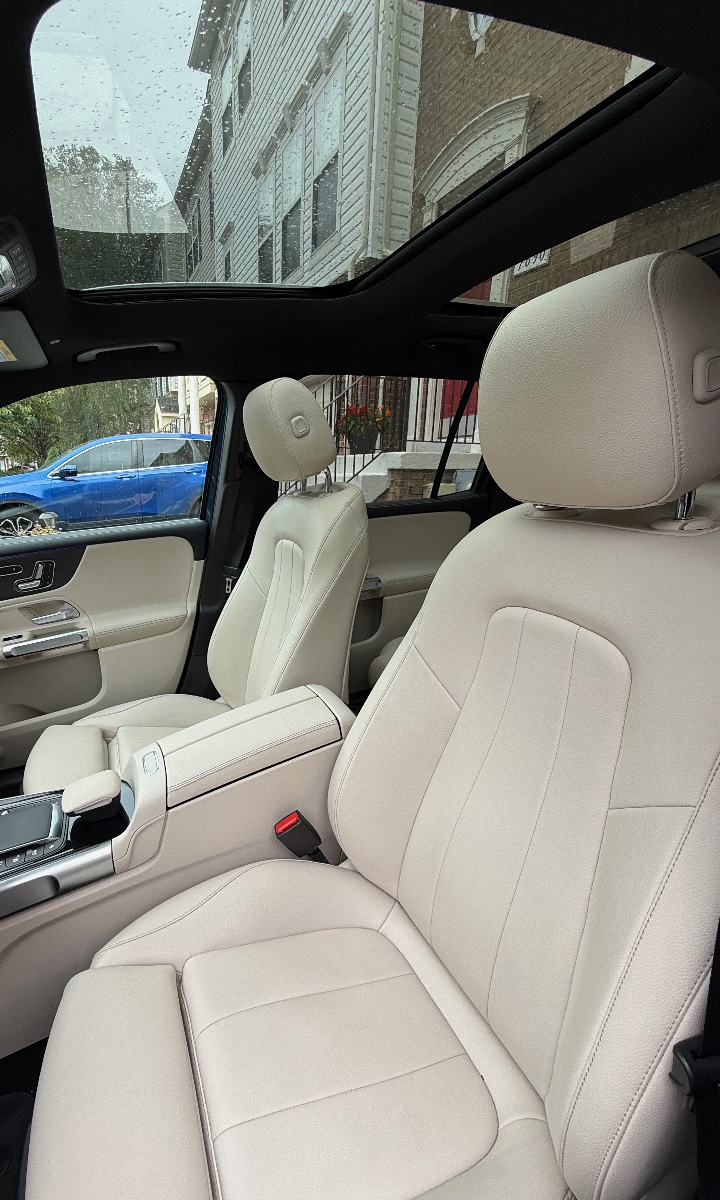 Used 2021 Mercedes-Benz GLB 250 4MATIC image 13