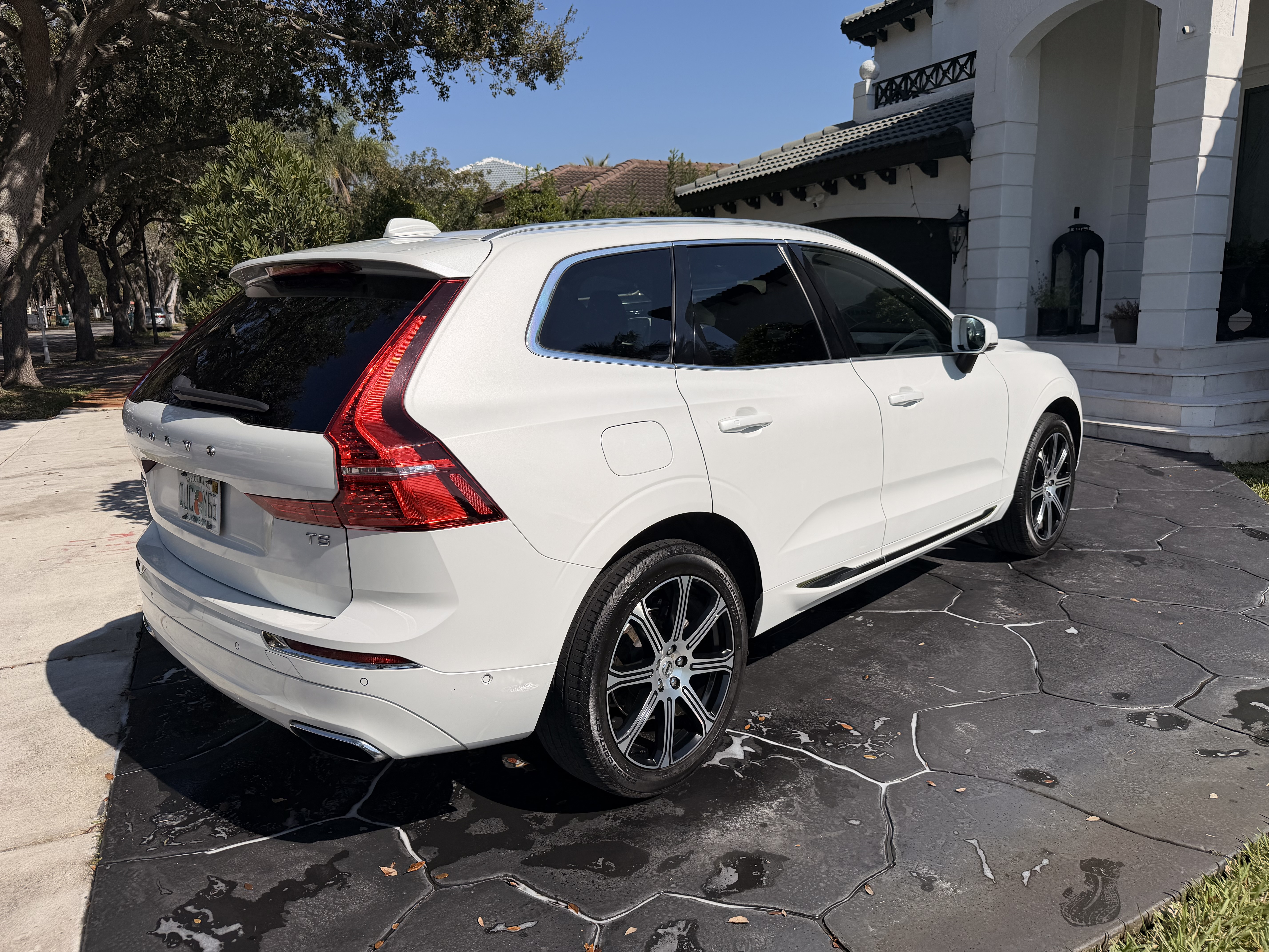 Used 2021 Volvo XC60 T5 Inscription w/ Advanced Package FWD image 5