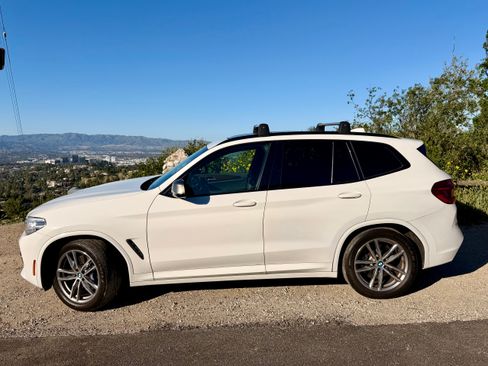 Used 2018 BMW X3 M40i image 9