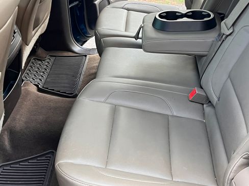 Used 2015 GMC Sierra 1500 SLT w/ SLT Crew Cab Value Package image 8