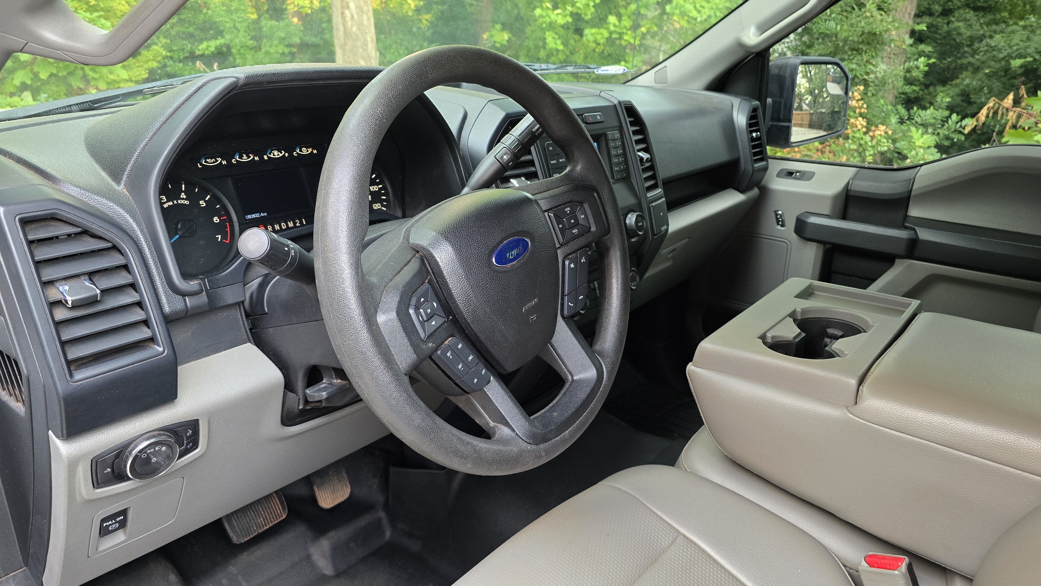 Used 2015 Ford F150 XL w/ Equipment Group 101A Mid RWD image 10