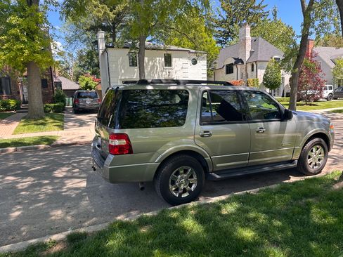 Used 2008 Ford Expedition XLT image 5