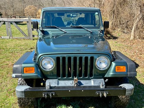 Used 2002 Jeep Wrangler Sahara image 5
