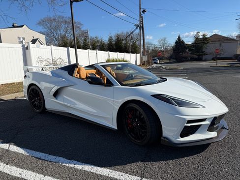 Used 2023 Chevrolet Corvette Stingray Premium Conv w/ Z51 Performance Package image 5