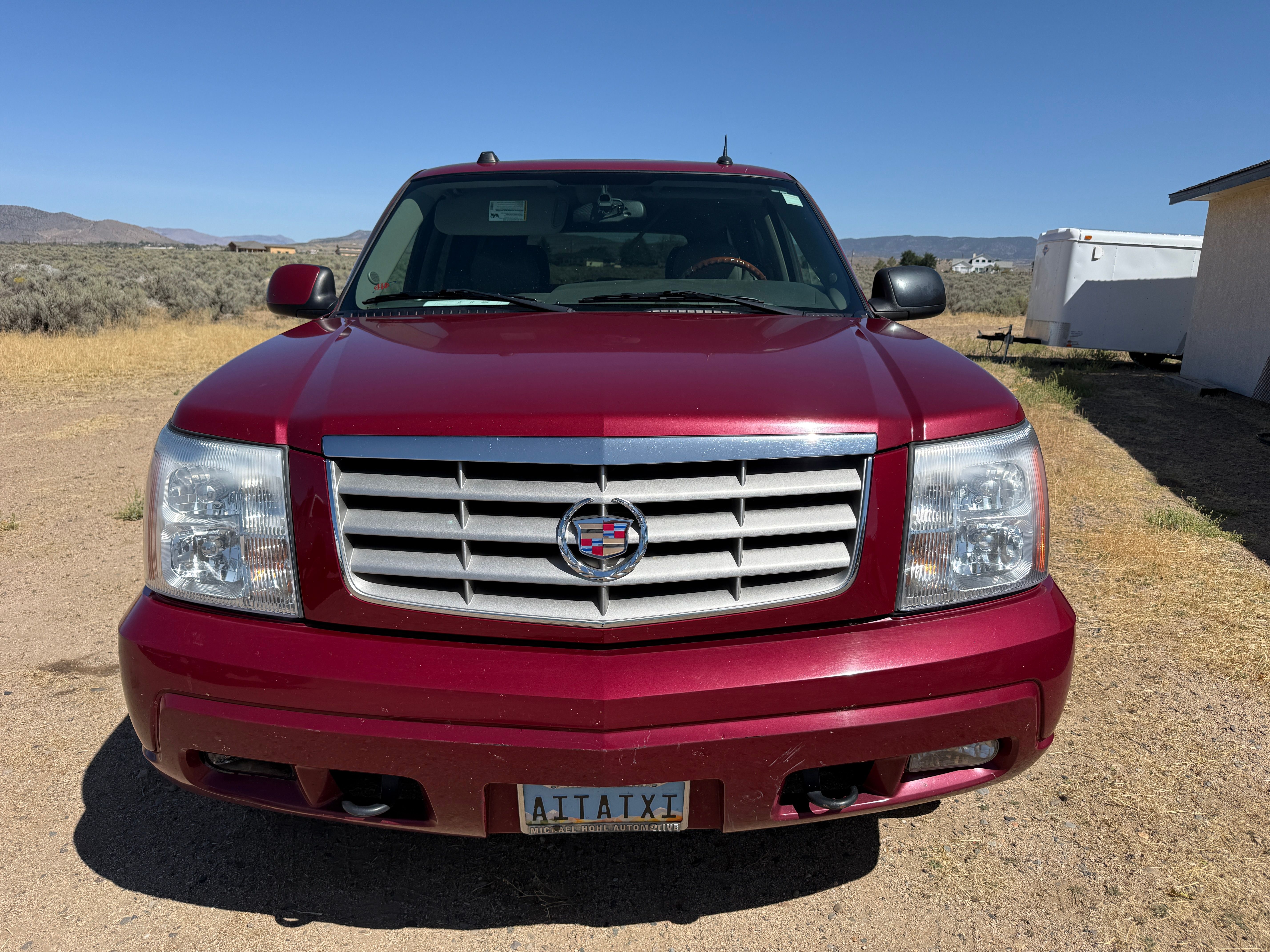 Used 2005 Cadillac Escalade AWD image 1
