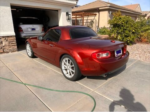 Used 2011 MAZDA MX-5 Miata Grand Touring w/ Premium Pkg RWD image 15