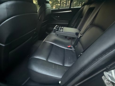 Used 2011 BMW 550i Sedan RWD image 12