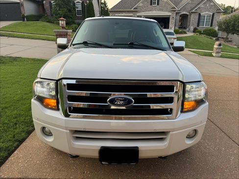 Used 2014 Ford Expedition Limited w/ Equipment Group 301A AWD/4WD image 4