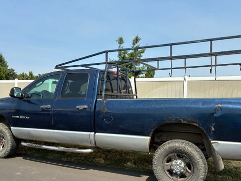 Used 2004 Dodge Ram 3500 Truck SLT w/ Trailer Tow Group AWD/4WD image 5