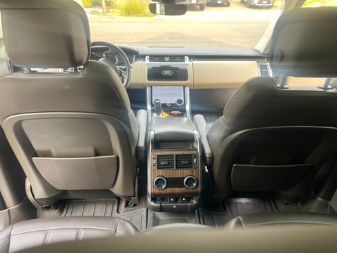 Used 2018 Land Rover Range Rover Sport HSE AWD/4WD image 5