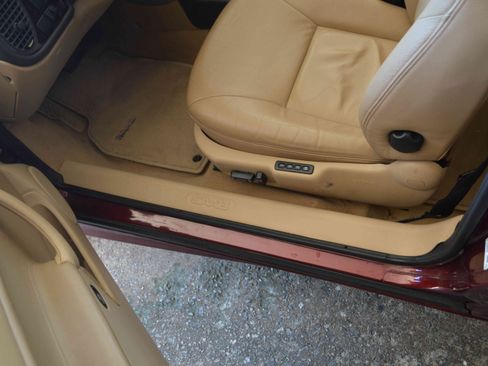 Used 2003 Saab 9-3 SE image 8