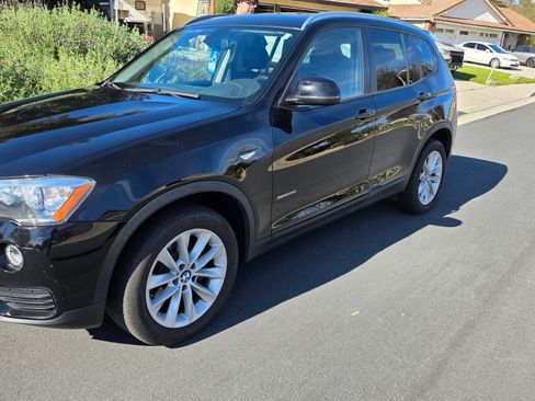 Used 2017 BMW X3 sDrive28i image 1