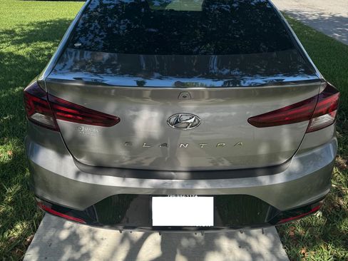 Used 2020 Hyundai Elantra Value Edition w/ Cargo Package (C1) image 8