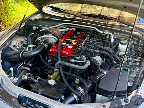 Used 2010 MAZDA MX-5 Miata Sport RWD image 11