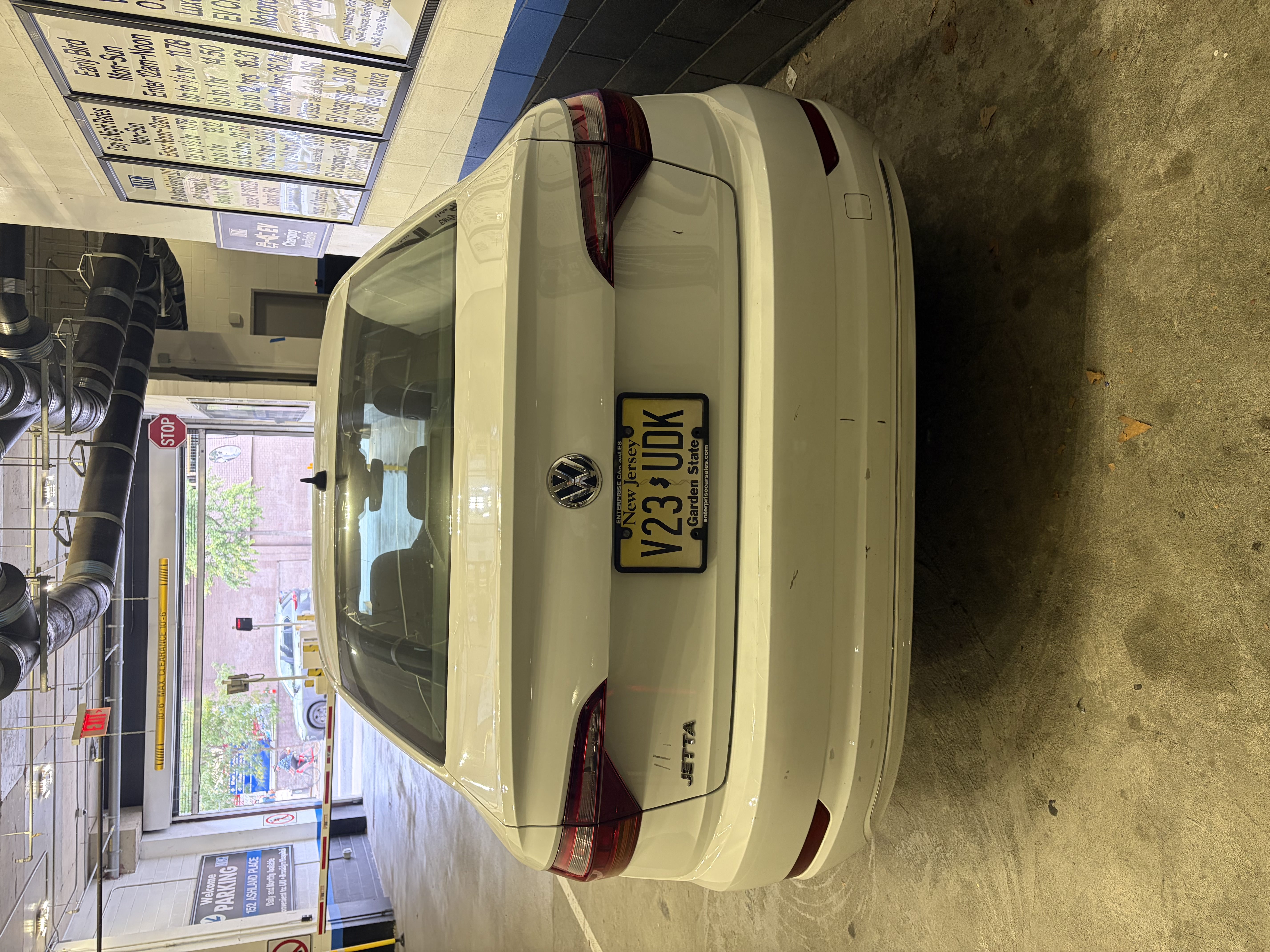 Used 2019 Volkswagen Jetta SEL FWD image 6