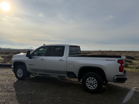 Used 2021 Chevrolet Silverado 2500 LT w/ All Star Edition image 14