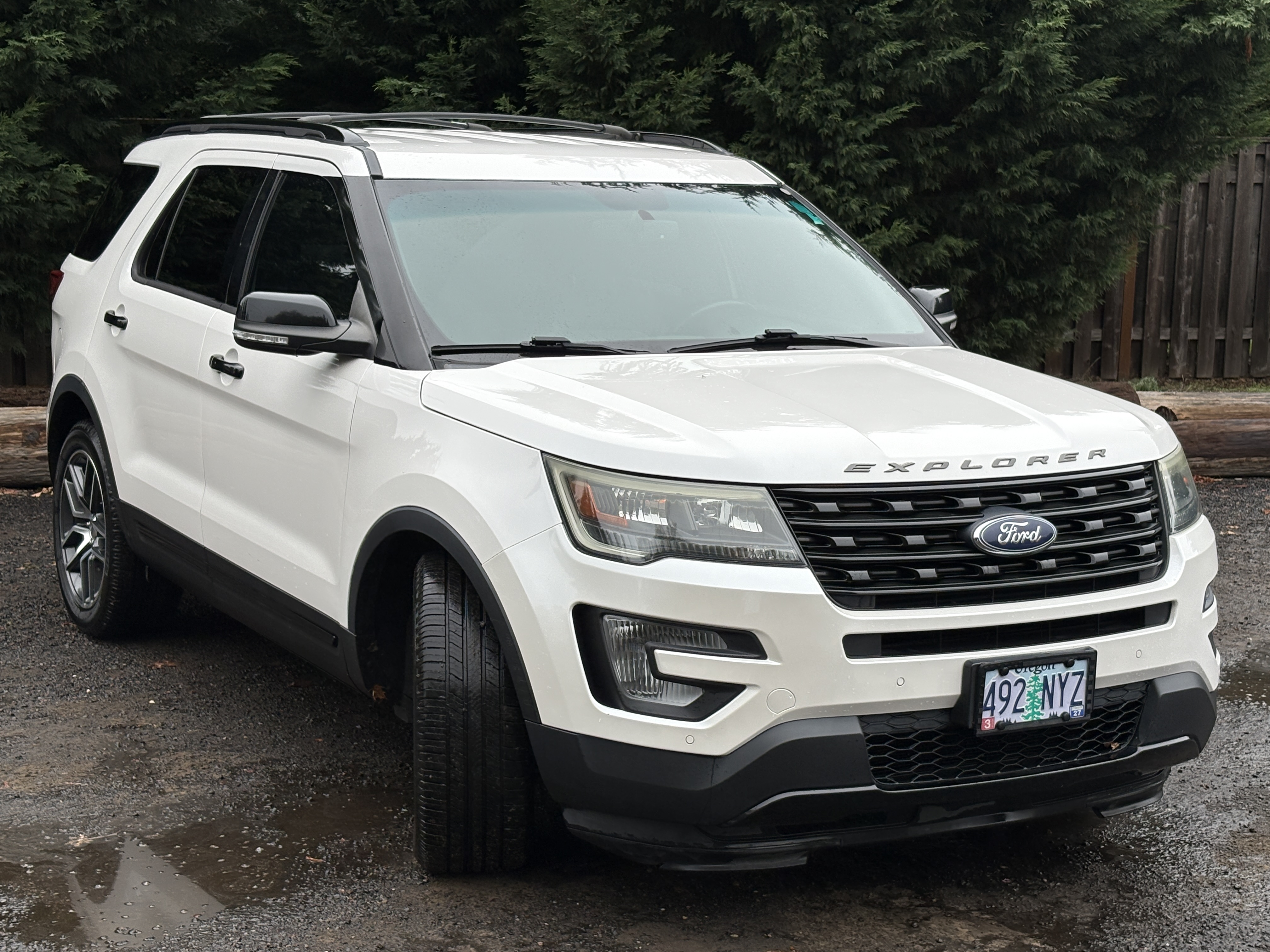 Used 2017 Ford Explorer Sport AWD/4WD image 1