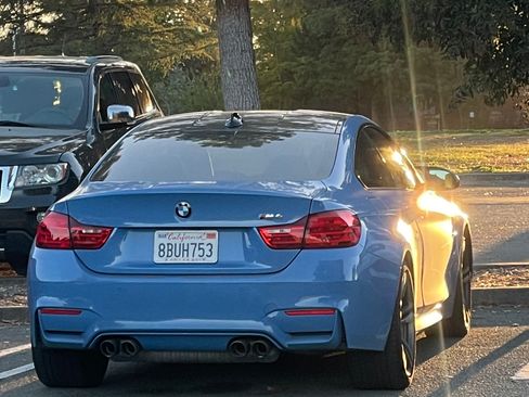 Used 2015 BMW M4 Coupe image 8