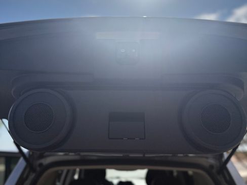 Used 2016 Jeep Patriot High Altitude FWD image 10