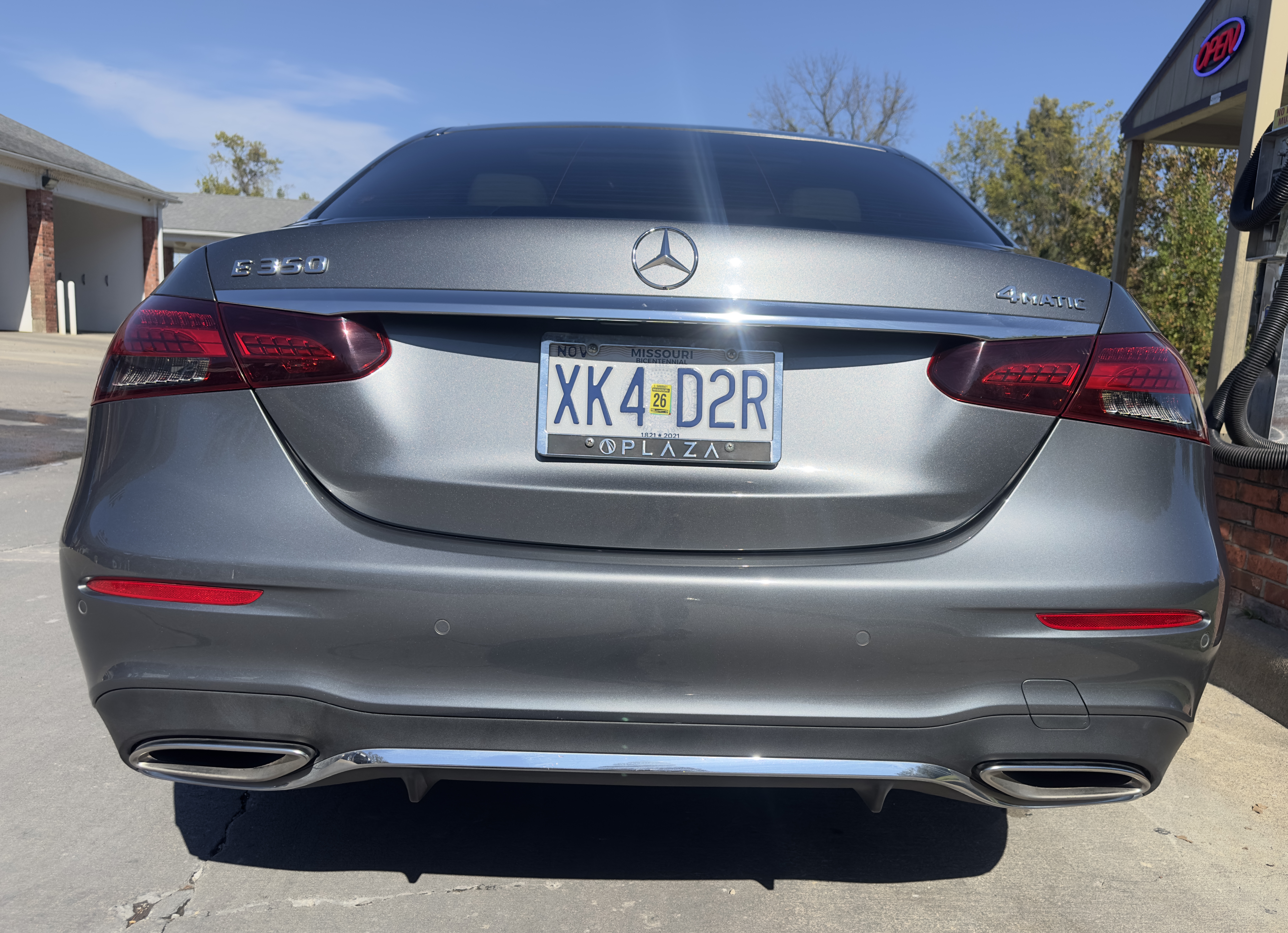 Used 2021 Mercedes-Benz E 350 4MATIC Sedan image 9
