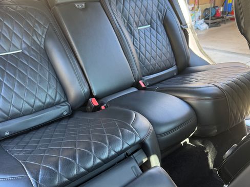 Used 2020 Land Rover Range Rover SV Autobiography Dynamic image 24