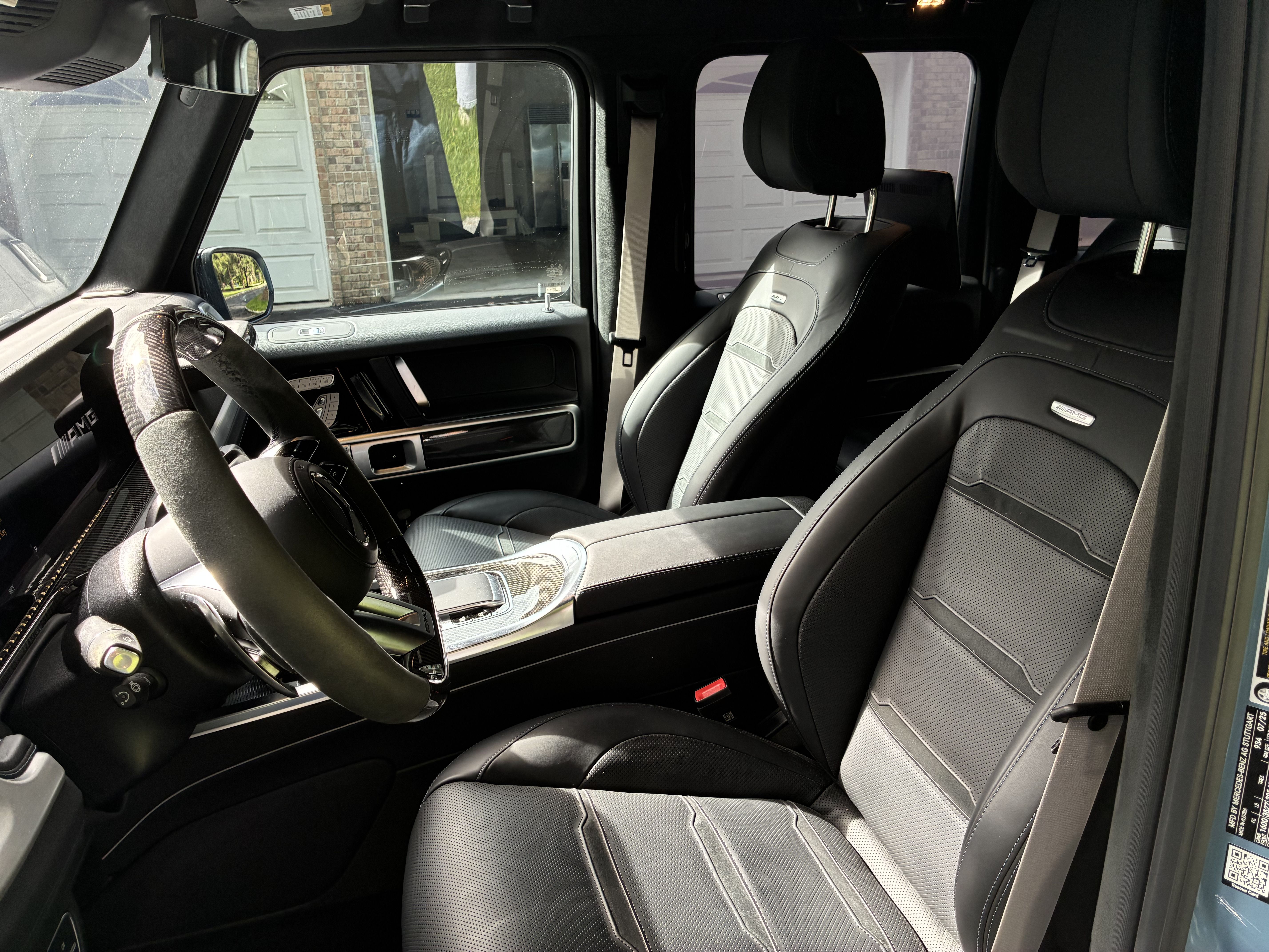 Used 2025 Mercedes-Benz G 63 AMG 4MATIC image 2