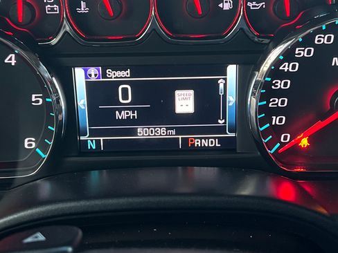 Used 2018 Chevrolet Silverado 1500 High Country image 25