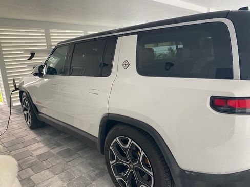 Used 2024 Rivian R1S Adventure image 4