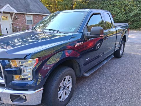 Used 2015 Ford F150 XLT w/ Equipment Group 301A Mid image 1