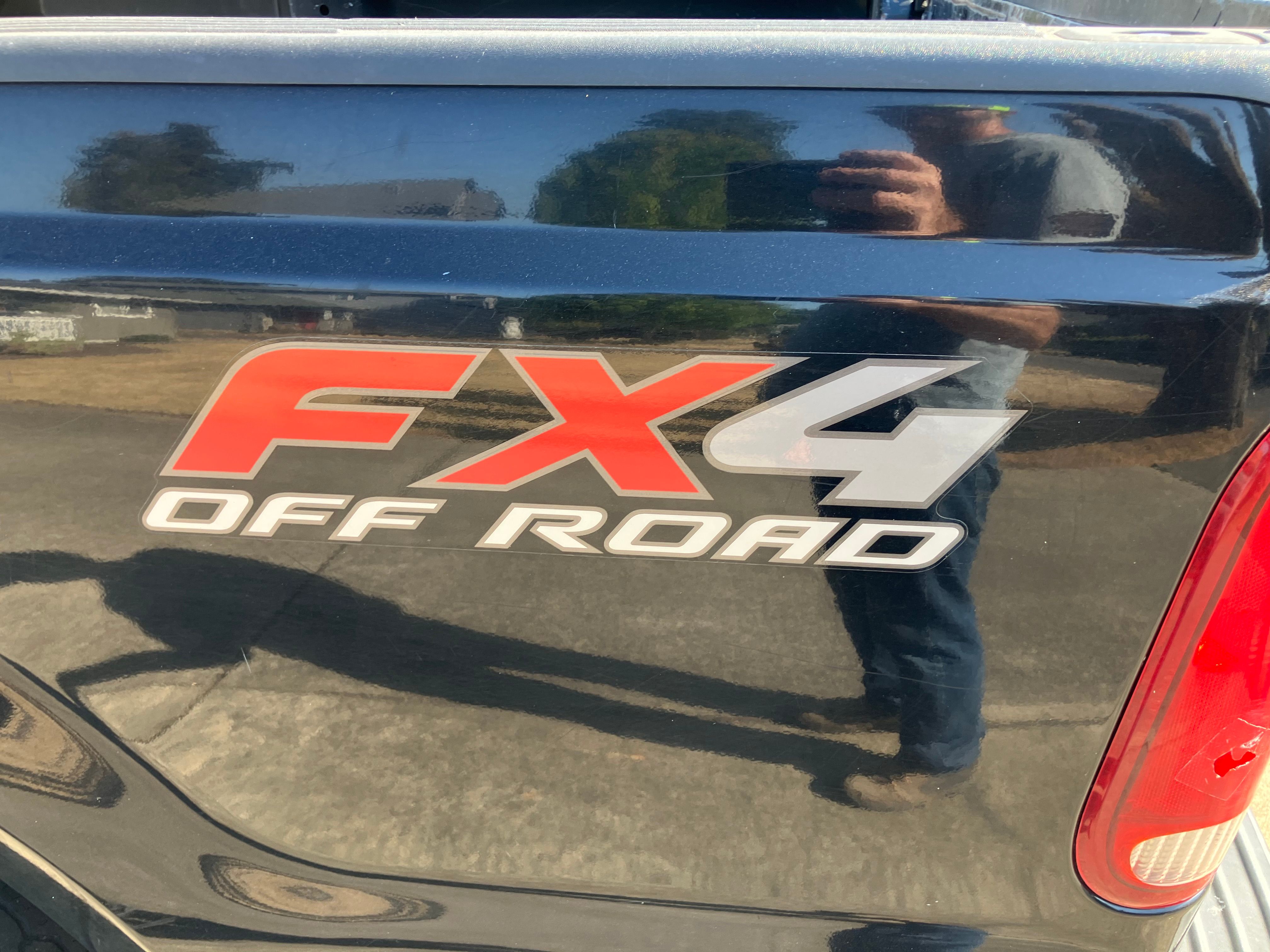 Used 2003 Ford F250 XL AWD/4WD image 13