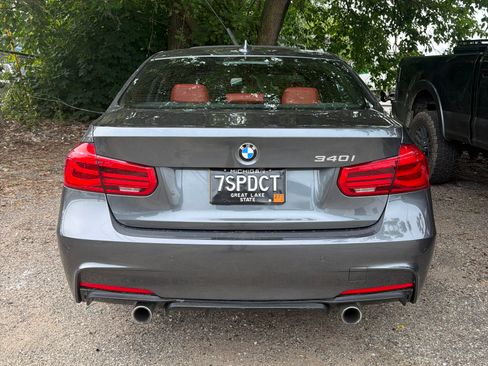 Used 2016 BMW 340i xDrive Sedan AWD/4WD image 8